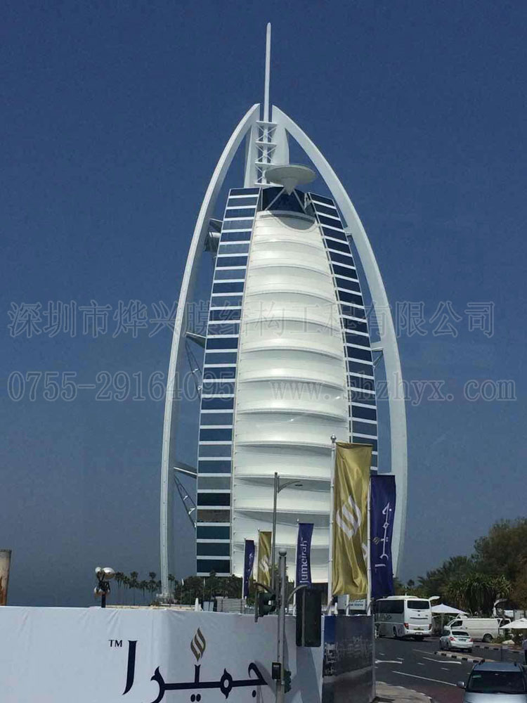 燁興膜結(jié)構(gòu)承接的廣州新塘會所裝飾景觀膜結(jié)構(gòu)順利竣工