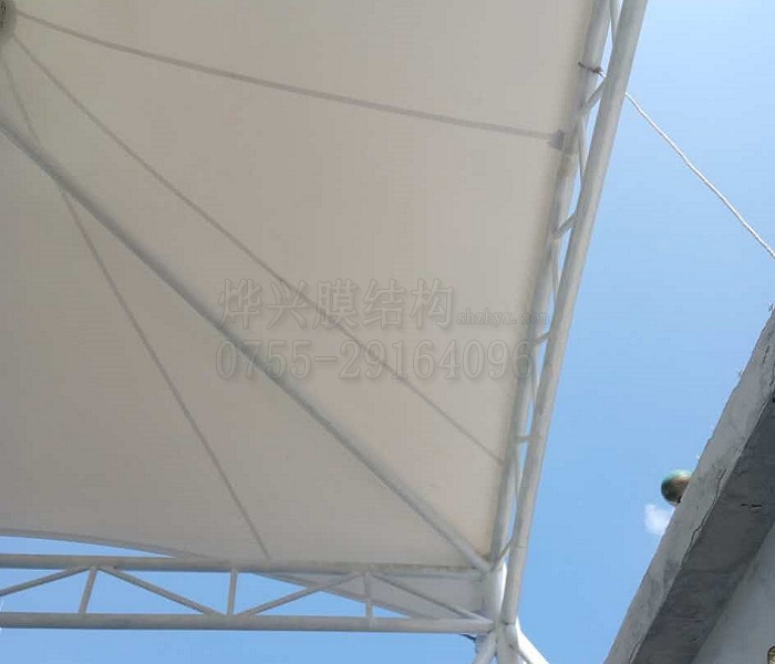 羅湖外國語學(xué)校膜結(jié)構(gòu)球場(chǎng)近圖.jpg